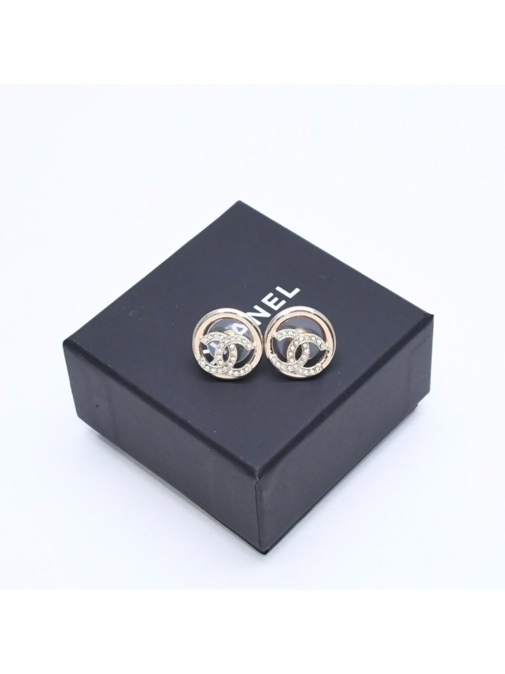 Chanel CC Logo Circle Earrings 22A Stamp Rhinestone Gold